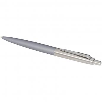 Шариковая ручка Parker Jotter XL матовая с хромированной отделкой NTEU15-327972