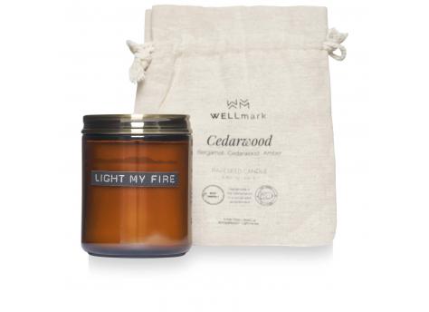 Свеча с ароматом кедрового дерева Wellmark NTEU15-558901