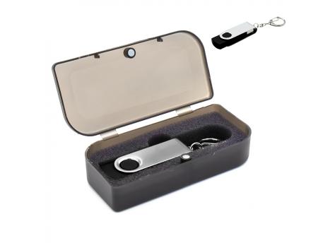 Флешка Twist 32 Гб в футляре, черная