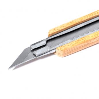 Канцелярский нож Lirson NTEU10-536500