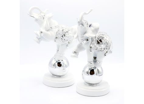 Набор статуэток "Слоны на шарах"