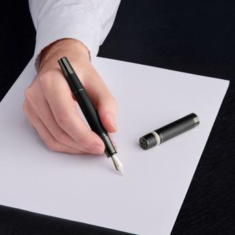 Перьевая ручка Core Iconic, черная NTEU16-591711