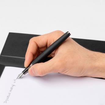 Перьевая ручка Loop Iconic, черная NTEU16-308983