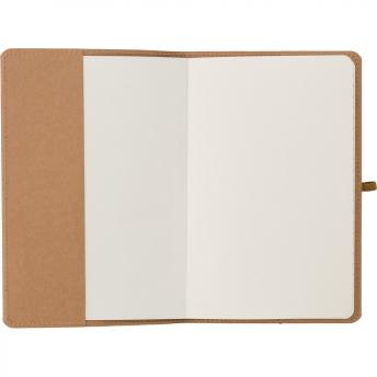 Блокнот примерно формата A5 NTEU2-429017