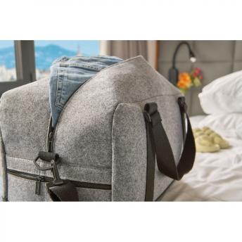 Сумки и рюкзаки. Спортивная и путешественническая сумка из переработанного пластика. NTEU2-619267