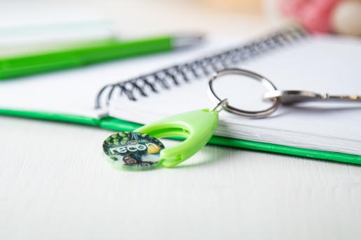 Пластиковый брелок с держателем для монеты NTEU5-4267