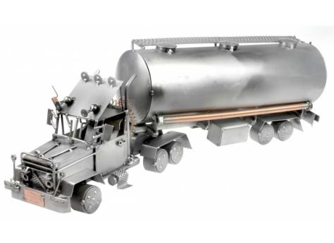 Грузовик большой партии Фигурки из металла HINZ & KUNST